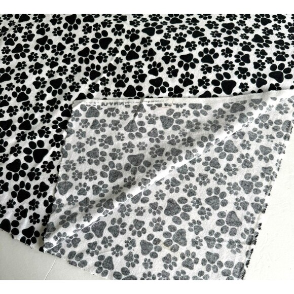 Paw Prints Flannel Fabric Black White Cotton Dog Cat Sewing Quilting Animal BTY - Picture 4 of 4
